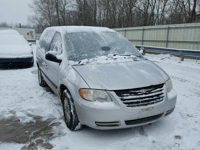 1A4GJ45R37B118160 - 2007 CHRYSLER TOWN & COU SILVER photo 1