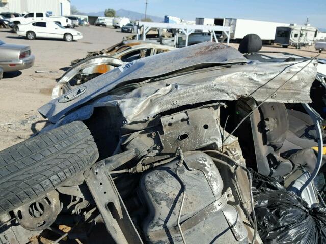 KL1TD56656B630241 - 2006 CHEVROLET AVEO BASE Күміс фото 6