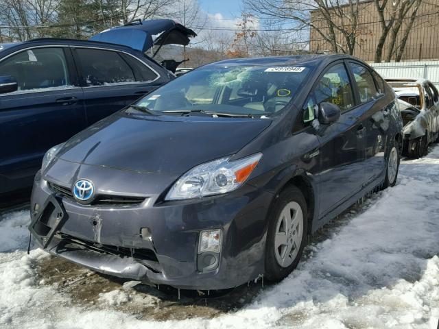 JTDKN3DUXA0049748 - 2010 TOYOTA PRIUS GRAY photo 2