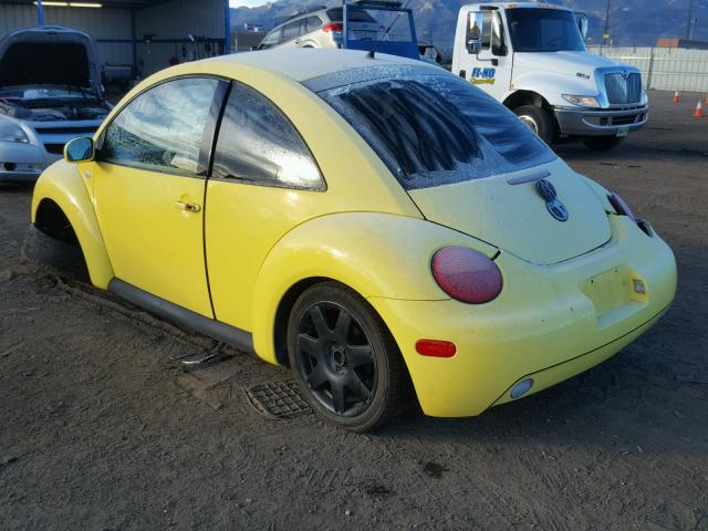 3VWDD21C31M458122 - 2001 VOLKSWAGEN NEW BEETLE 黄色 照片 3
