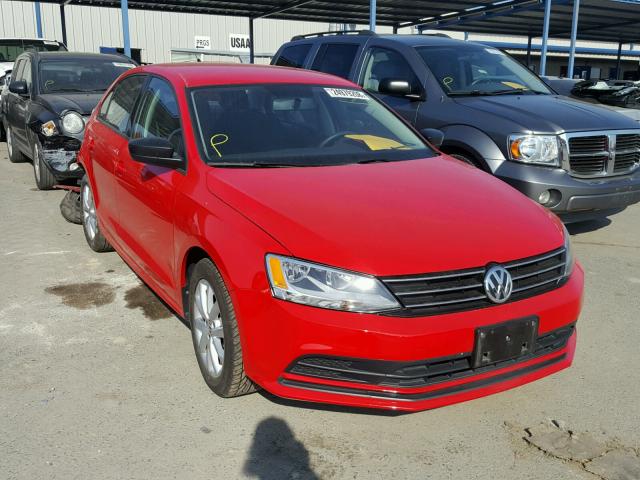 3VWD17AJ5FM330332 - 2015 VOLKSWAGEN JETTA SE RED photo 1