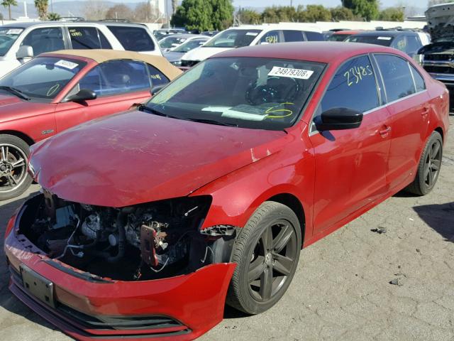 3VW2B7AJ7HM247881 - 2017 VOLKSWAGEN JETTA S 红色 照片 2