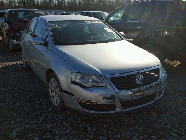 WVWJK73C98E035373 - 2008 VOLKSWAGEN PASSAT TUR SILVER photo 1