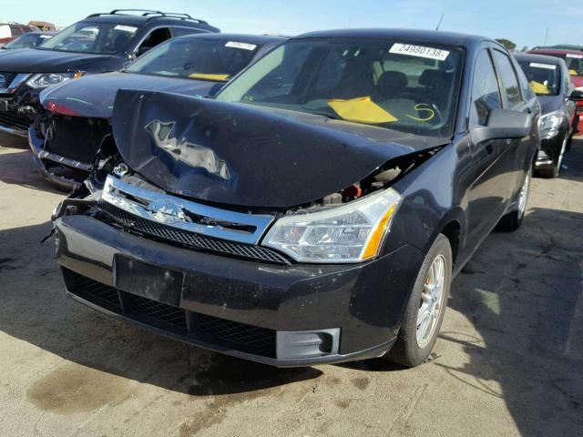 1FAHP35N49W257943 - 2009 FORD FOCUS SE BLACK photo 2