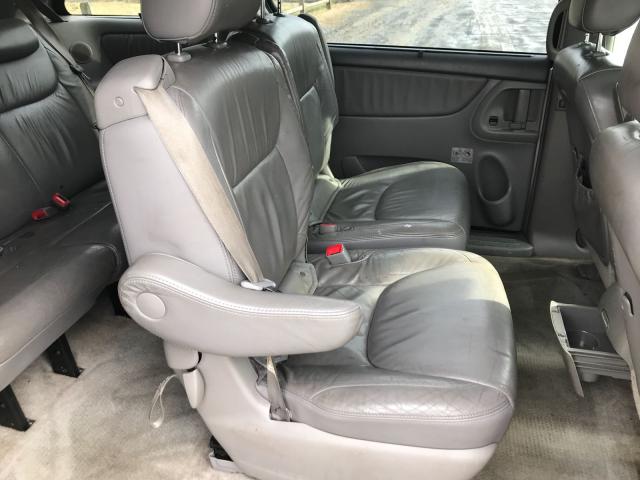 5TDBA22C46S061270 - 2006 TOYOTA SIENNA XLE GRAY photo 10