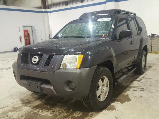 5N1AN08W95C642829 - 2005 NISSAN XTERRA OFF BLACK photo 2