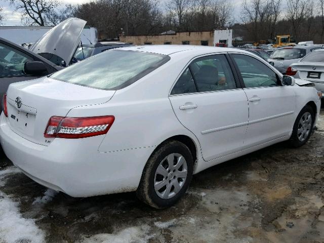 4T1BF3EK3BU757081 - 2011 TOYOTA CAMRY BASE WHITE photo 4