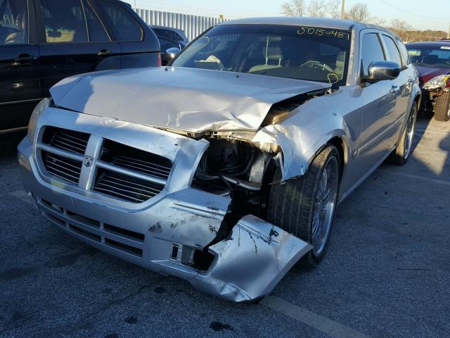 2D4FV47V86H389630 - 2006 DODGE MAGNUM SXT SILVER photo 2