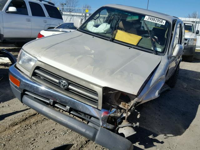 JT3HN86R4T0001850 - 1996 TOYOTA 4RUNNER SR GRAY photo 2