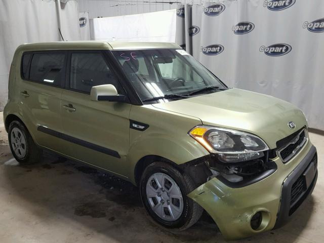 KNDJT2A55D7543813 - 2013 KIA SOUL GREEN photo 1