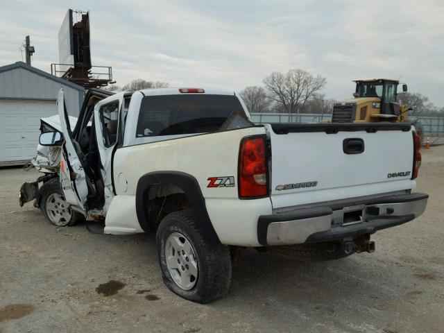 1GCEK19B65E161103 - 2005 CHEVROLET SILVERADO WHITE photo 3