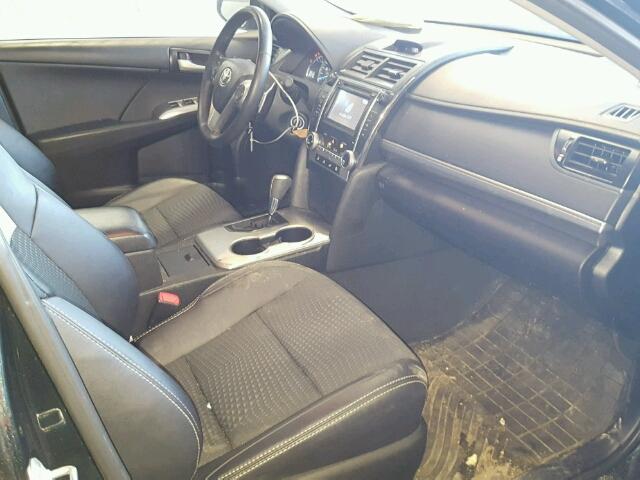 4T1BF1FK7DU700582 - 2013 TOYOTA CAMRY L 灰色 照片 5