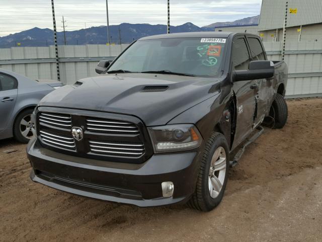 1C6RR7UT5FS685370 - 2015 RAM 1500 SPORT BLACK photo 2