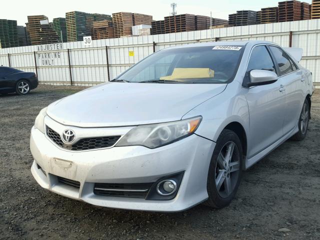 4T1BF1FK3CU114637 - 2012 TOYOTA CAMRY BASE SILVER photo 2