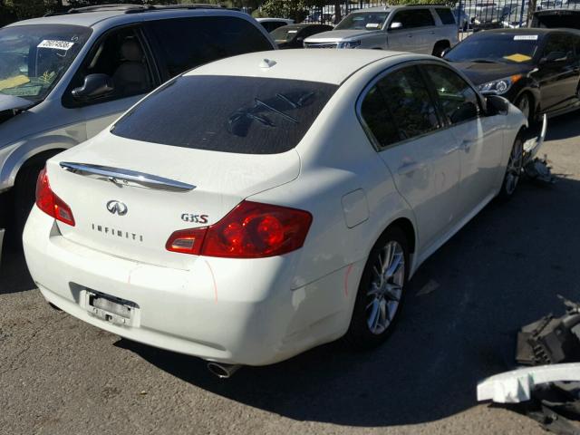 JNKBV61E27M725365 - 2007 INFINITI G35 WHITE photo 4