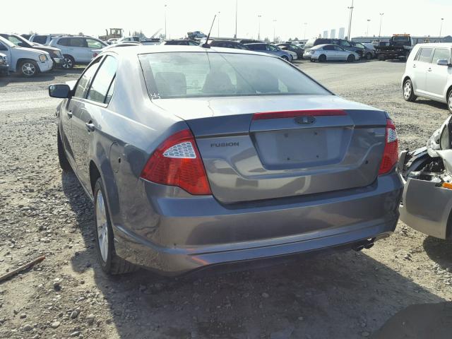 3FAHP0HA0BR191424 - 2011 FORD FUSION SE GRAY photo 3