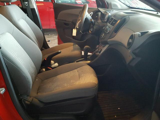 1G1JA5SH6C4230522 - 2012 CHEVROLET SONIC LS 红色 照片 5