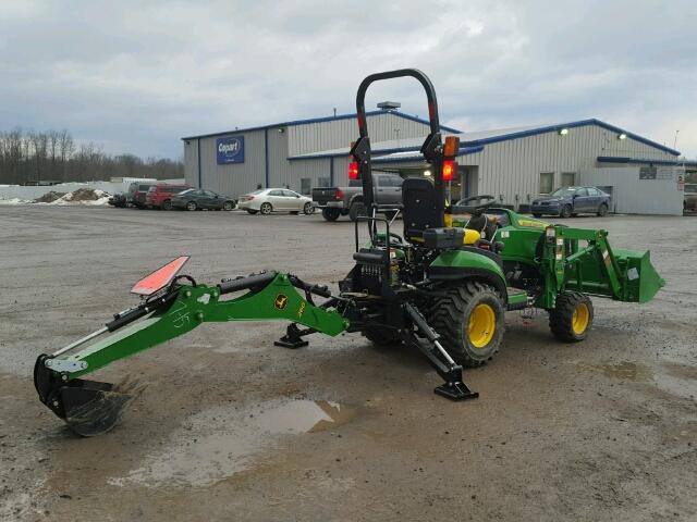 1LV1025RVGG106678 - 2015 FARM TRACTOR GREEN photo 4