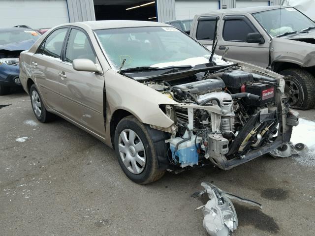 JTDBE32K340270954 - 2004 TOYOTA CAMRY LE BEIGE photo 1