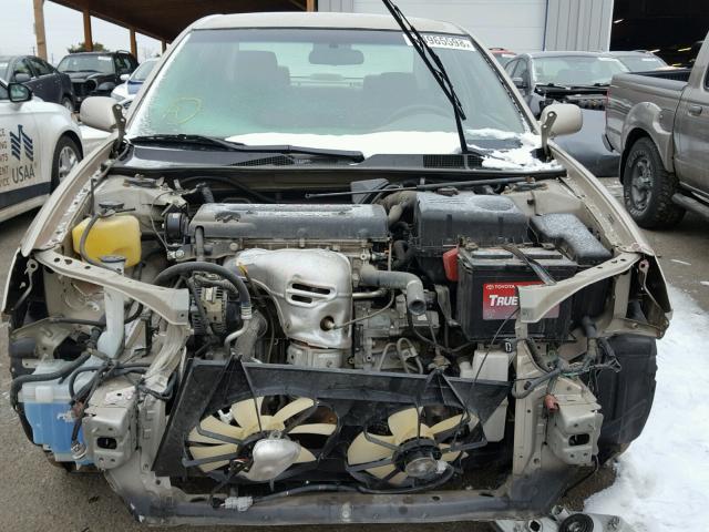 JTDBE32K340270954 - 2004 TOYOTA CAMRY LE BEIGE photo 9