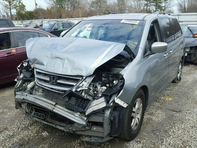 5FNRL38675B043137 - 2005 HONDA ODYSSEY EX SILVER photo 2