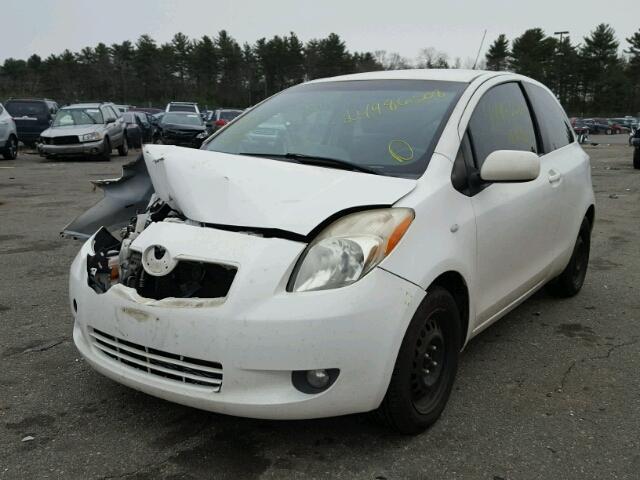 JTDJT923675106683 - 2007 TOYOTA YARIS WHITE photo 2