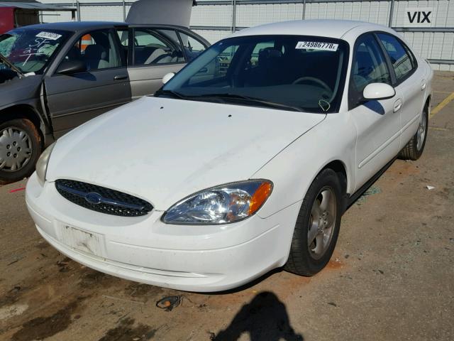 1FAFP53U4YA152442 - 2000 FORD TAURUS SE WHITE photo 2