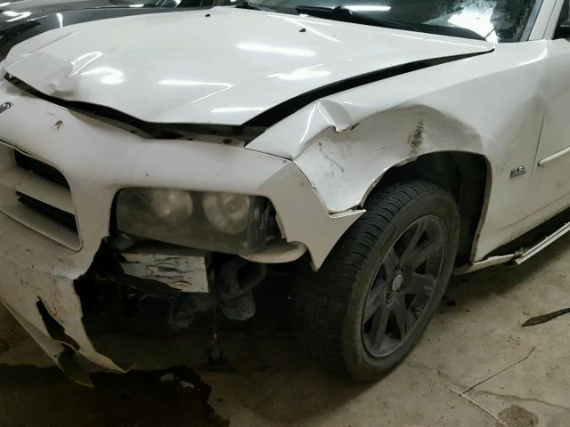 2B3KA43G96H517129 - 2006 DODGE CHARGER SE WHITE photo 9