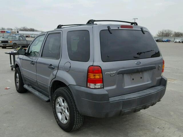 1FMYU03137KB90530 - 2007 FORD ESCAPE XLT GRAY photo 3