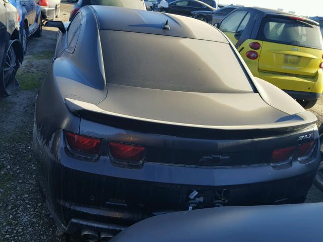 2G1FZ1EP2D9800332 - 2013 CHEVROLET CAMARO ZL1 黑色 照片 9