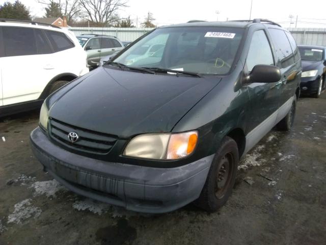 4T3ZF19CX3U541632 - 2003 TOYOTA SIENNA CE GREEN photo 2