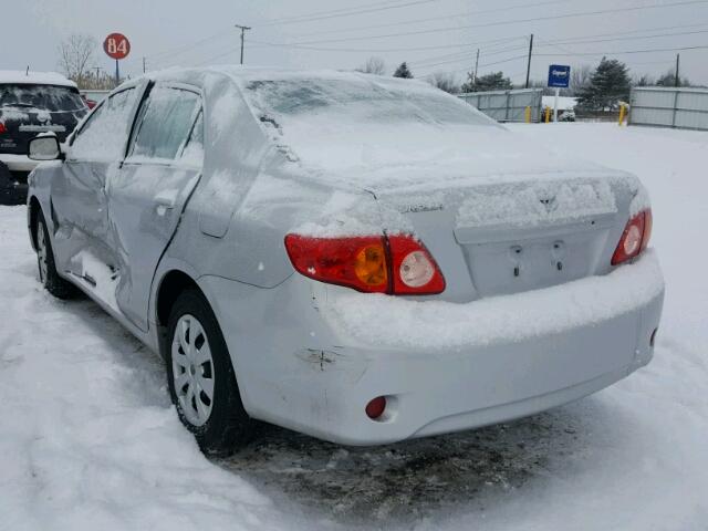 1NXBU4EE1AZ268960 - 2010 TOYOTA COROLLA BA SILVER photo 3