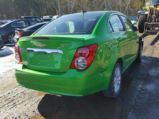 1G1JC5SH5F4163474 - 2015 CHEVROLET SONIC LT GREEN photo 4