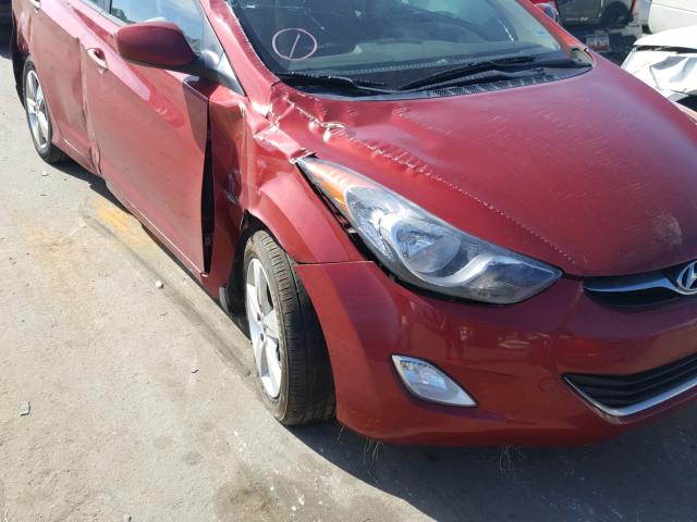 KMHDH4AE9DU660981 - 2013 HYUNDAI ELANTRA GL MAROON photo 9