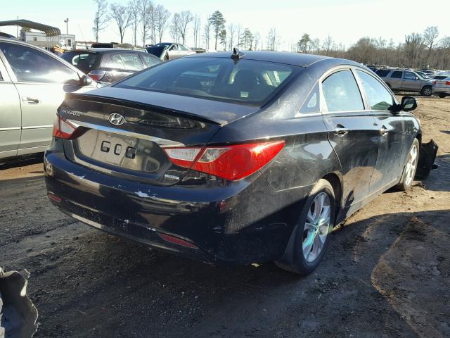 5NPEC4AC4BH307559 - 2011 HYUNDAI SONATA SE BLACK photo 4