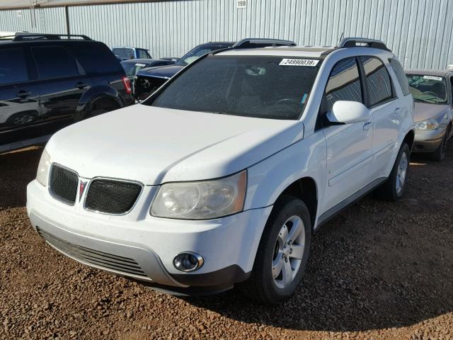 2CKDL63F576016278 - 2007 PONTIAC TORRENT WHITE photo 2