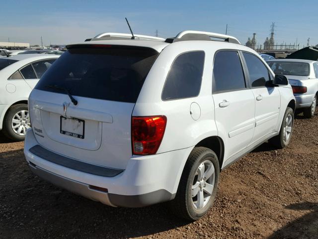 2CKDL63F576016278 - 2007 PONTIAC TORRENT WHITE photo 4