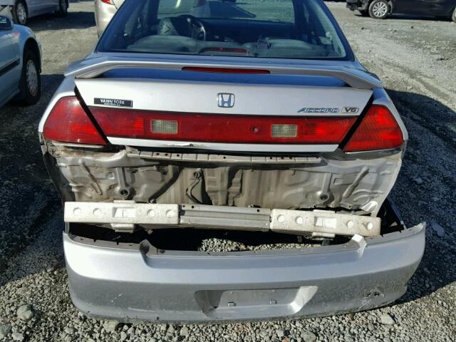 1HGCG2257YA029659 - 2000 HONDA ACCORD EX SILVER photo 9