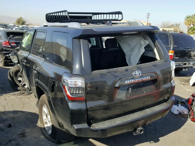 JTEBU5JR2G5396920 - 2016 TOYOTA 4RUNNER SR BLACK photo 3