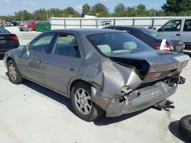 4T1BF28K3XU086301 - 1999 TOYOTA CAMRY LE BEIGE photo 3