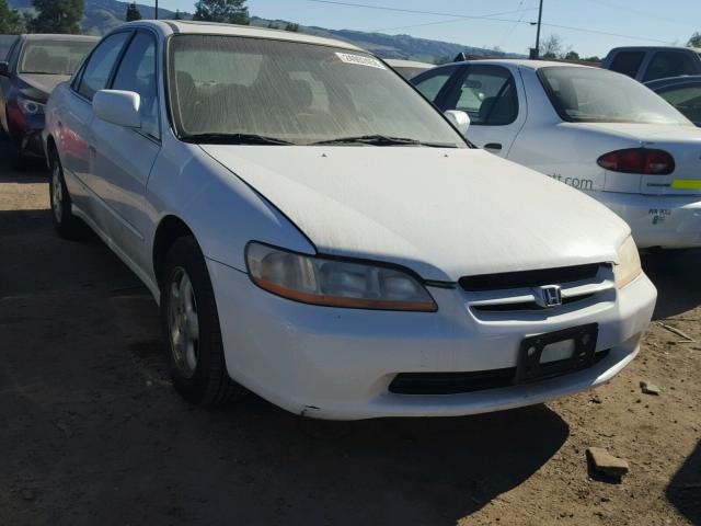 1HGCG1652YA046969 - 2000 HONDA ACCORD EX WHITE photo 1