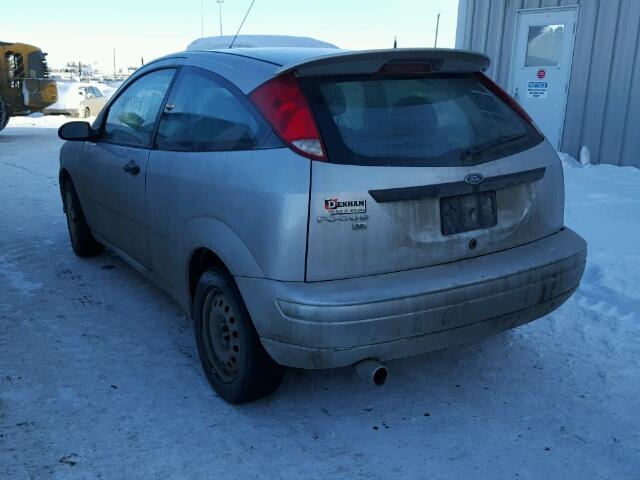 1FAFP31N67W285222 - 2007 FORD FOCUS ZX3 SILVER photo 3