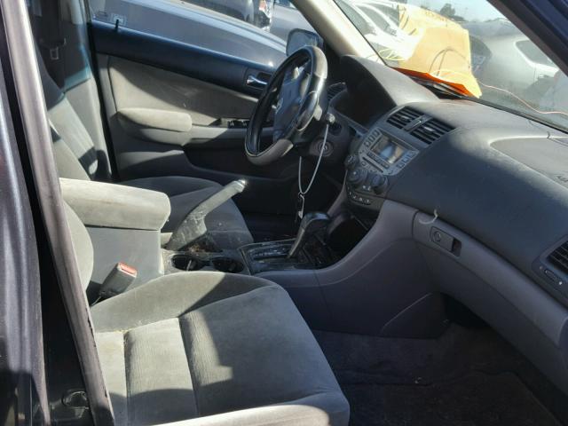 1HGCM56376A120365 - 2006 HONDA ACCORD SE GRAY photo 5