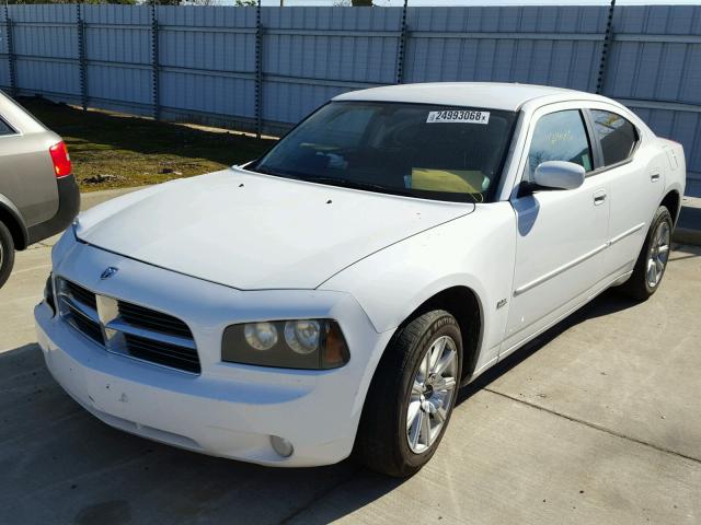 2B3CA3CV5AH286042 - 2010 DODGE CHARGER SX WHITE photo 2