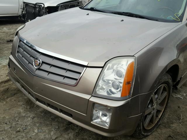 1GYDE63A140108525 - 2004 CADILLAC SRX GOLD photo 10