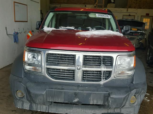 1D8GU28K47W720964 - 2007 DODGE NITRO SXT RED photo 9