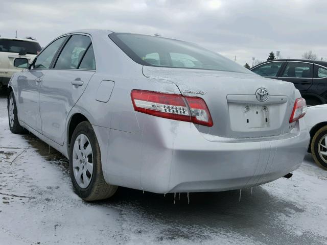 4T4BF3EK4BR115846 - 2011 TOYOTA CAMRY BASE SILVER photo 3