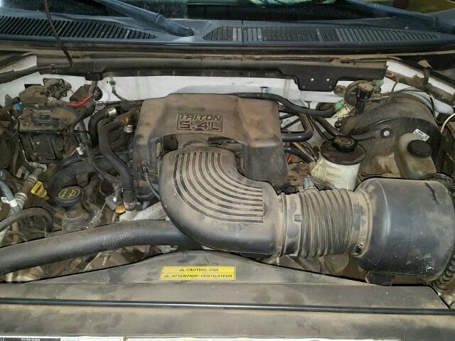 1FMPU18L2YLA37399 - 2000 FORD EXPEDITION WHITE photo 7