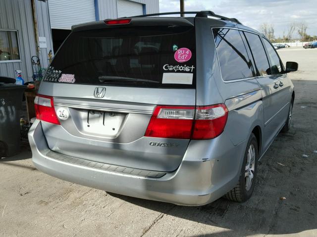 5FNRL384X5B126737 - 2005 HONDA ODYSSEY EX SILVER photo 4