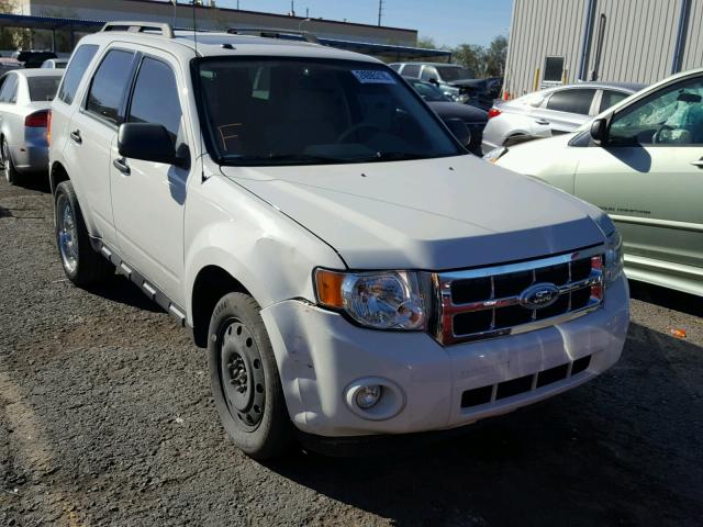 1FMCU0D75AKB53189 - 2010 FORD ESCAPE XLT WHITE photo 1